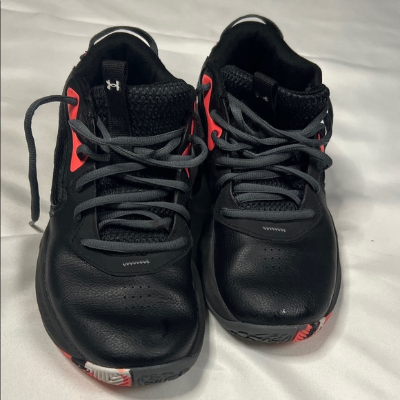Under Armour Kids Black and Red Sneakers - Picture 1 of 6